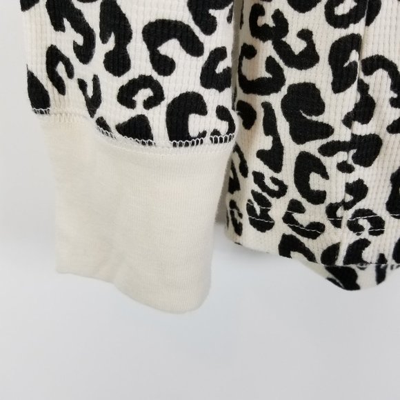 Harley- Davidson Medium New Thermal Sleepwear Top - Picture 3 of 12